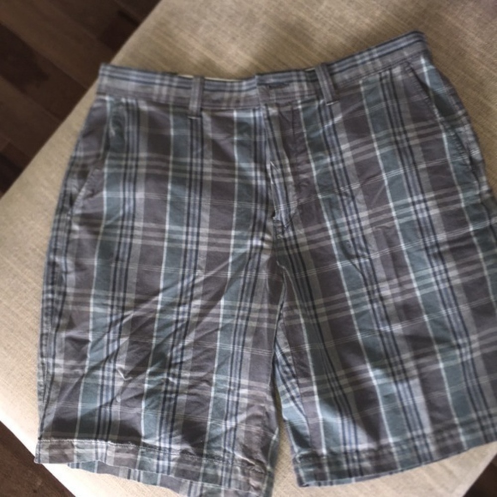 Men’s Eddie Bauer Shorts‎ NWT Size 34 - Picture 3 of 8